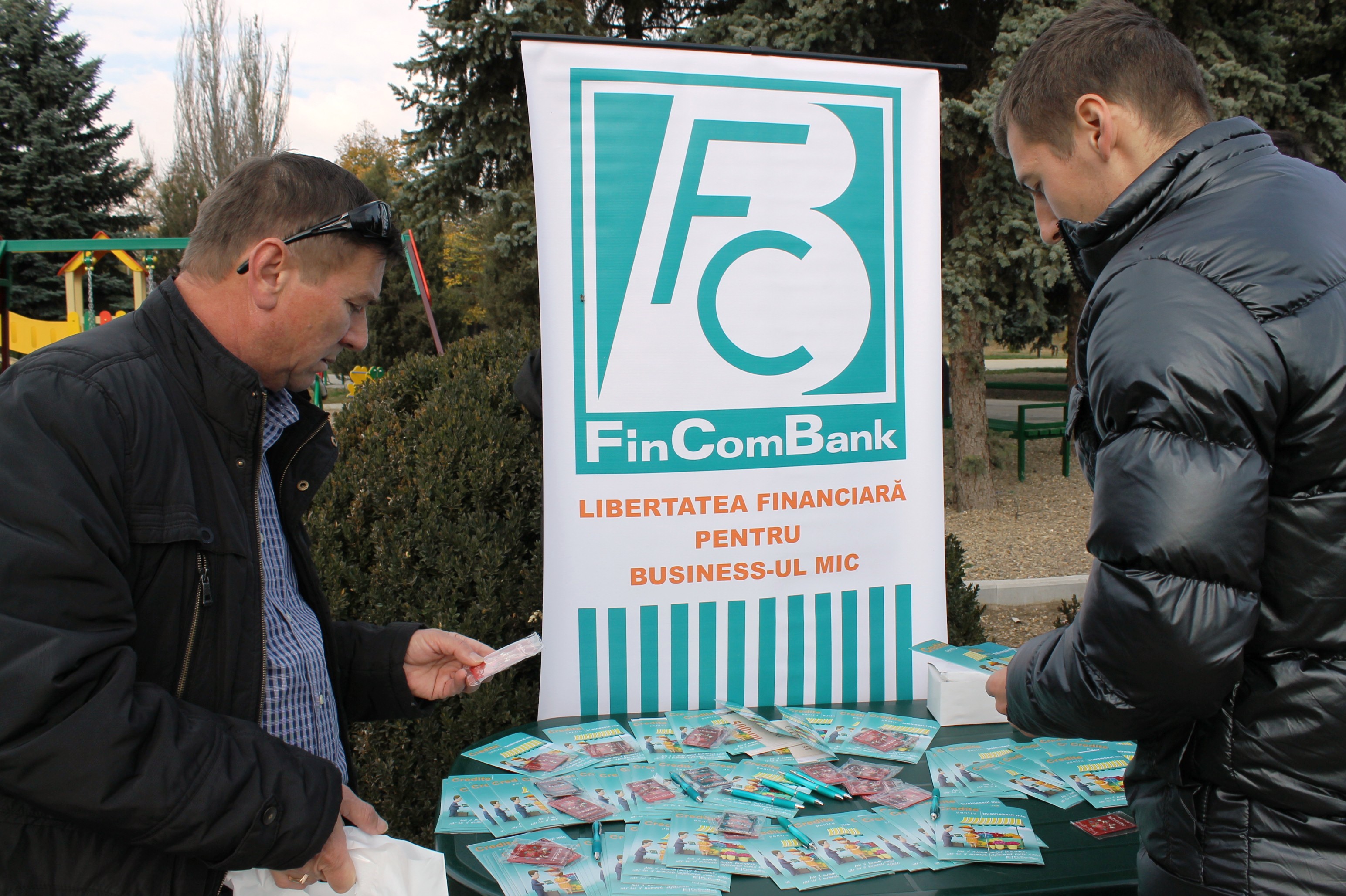 Fincombank isi promoveaza produsele