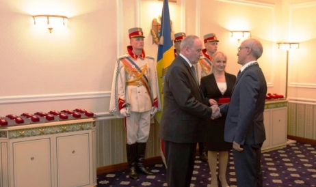 Constantin Becciev, și cu Ordinul Republicii și cu dosar penal