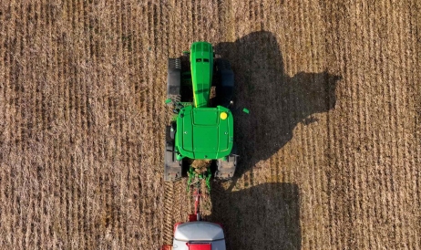 O companie daneză susține că gestionează 10% din terenurile agricole din Moldova