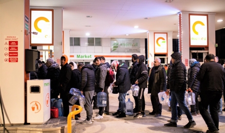 Turcia a majorat de aproape trei ori taxa la benzină și motorină 