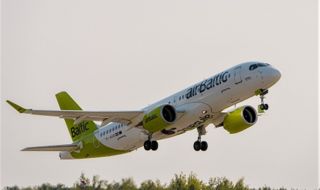O companie cu pierderi de sute de milioane euro va efectua curse avia Riga-Chișinău