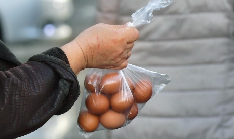 Au fost identificaţi vinovaţii pentru scumpirea cu 60% a ouălor din Rusia