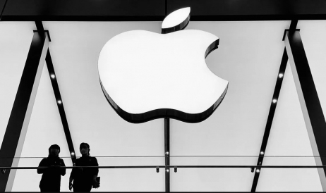 Gigantul Apple, dat în judecată în SUA pentru monopol ilegal